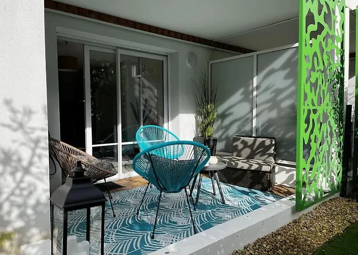 T2 Avec Jardinet Parking La Genette La Rochelle (Charente-Maritime)