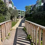 Apartamento T2 Avec Jardinet Parking La Genette La Rochelle (Charente-Maritime)