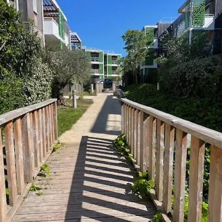 דירה T2 Avec Jardinet Parking La Genette לה רושל