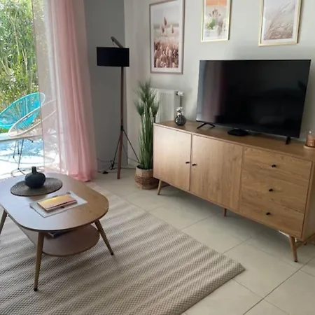 T2 Avec Jardinet Parking La Genette La Rochelle (Charente-Maritime)