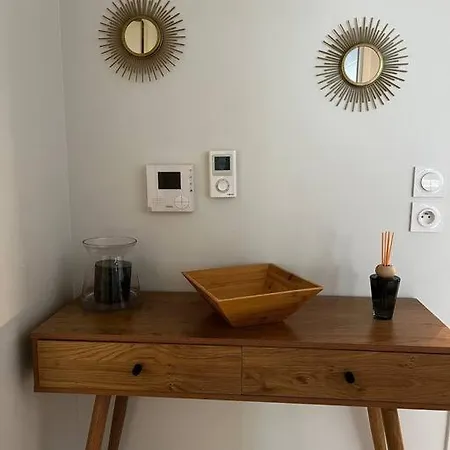 Lägenhet T2 Avec Jardinet Parking La Genette