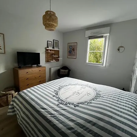 דירה T2 Avec Jardinet Parking La Genette *